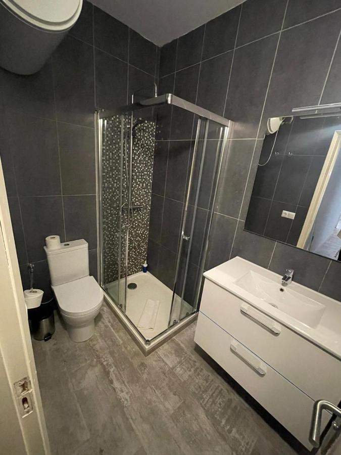 Apartamentos Verdera เอสปุญอลส์ ภายนอก รูปภาพ