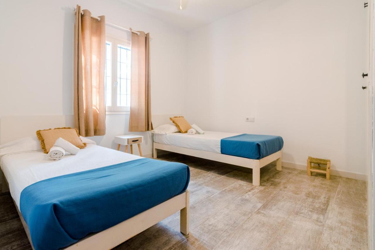 Apartamentos Verdera เอสปุญอลส์ ภายนอก รูปภาพ