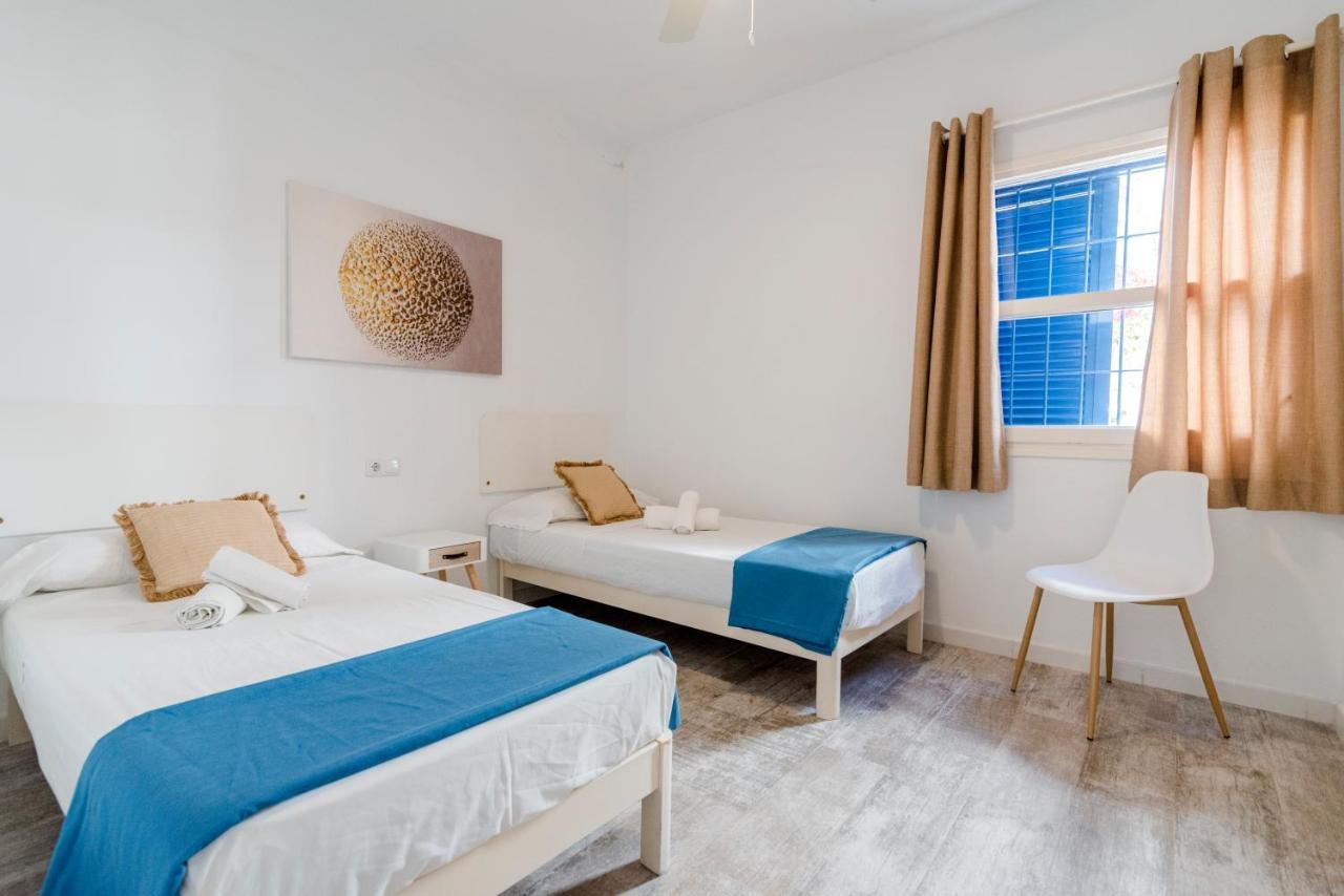 Apartamentos Verdera เอสปุญอลส์ ภายนอก รูปภาพ